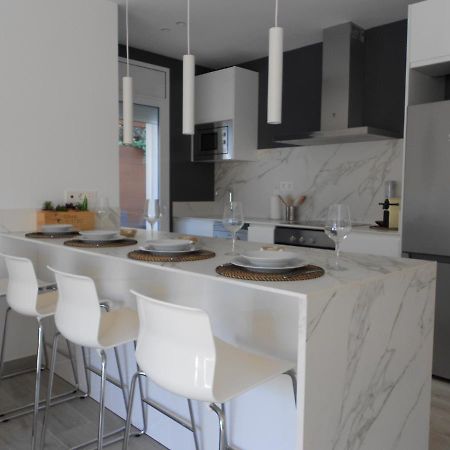 Luxury Apartment Камбрильс Экстерьер фото